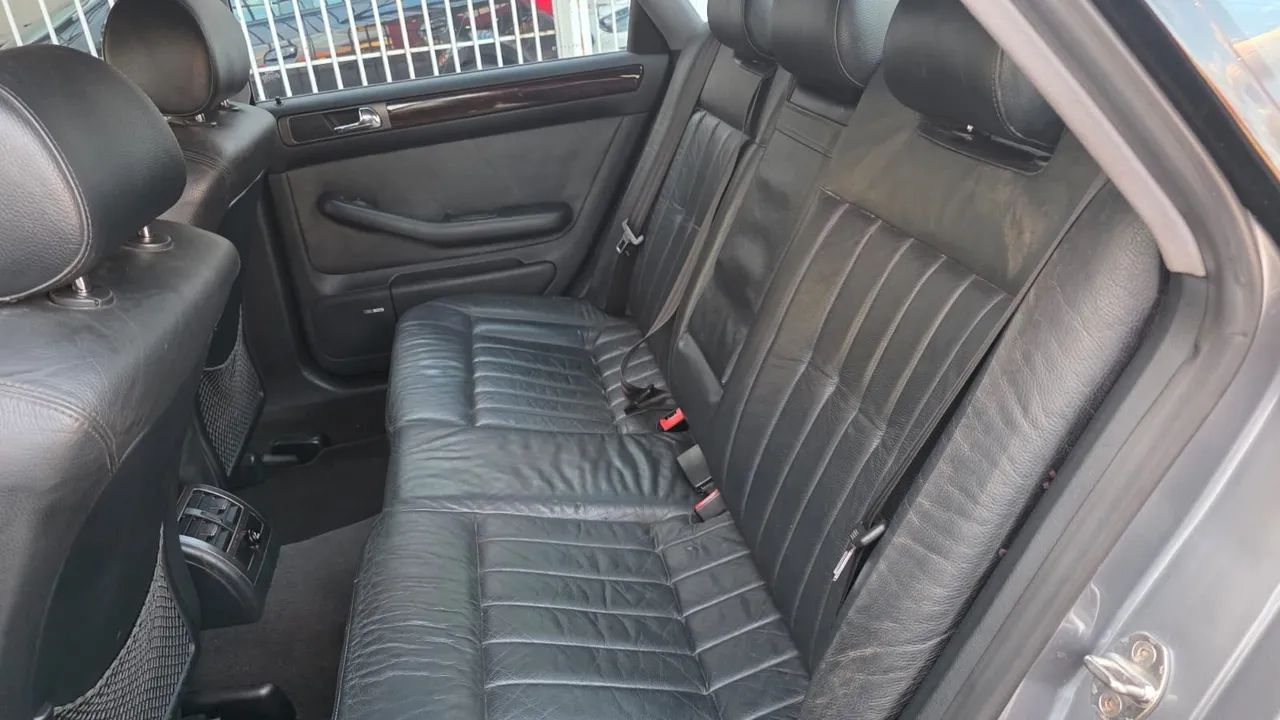 Audi A6 2.8 30V Tiptronic 2000 - Foto 4