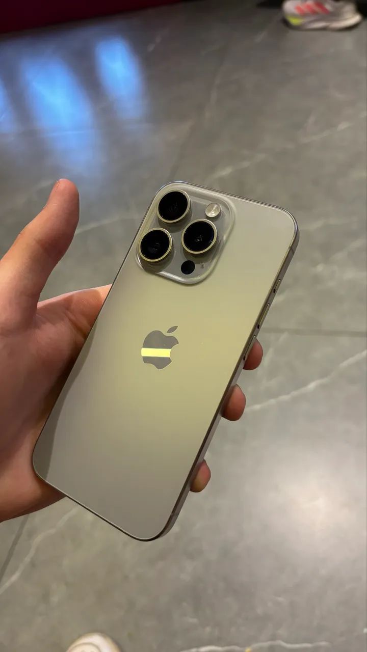 iPhone 15 pro 128gb titânio natural 