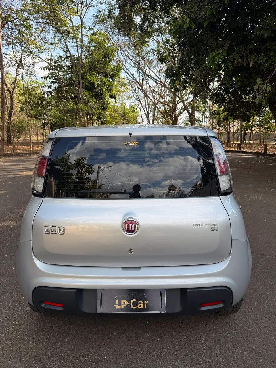 Fiat Uno Evolution 1.4 Fire Flex 8V 5P 2015 - Foto 5