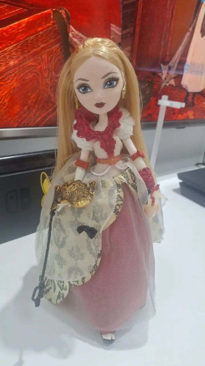 APPLE WHITE THRONECOMING EAH EVER AFTER HIGH (COMPLETA) - Foto 5