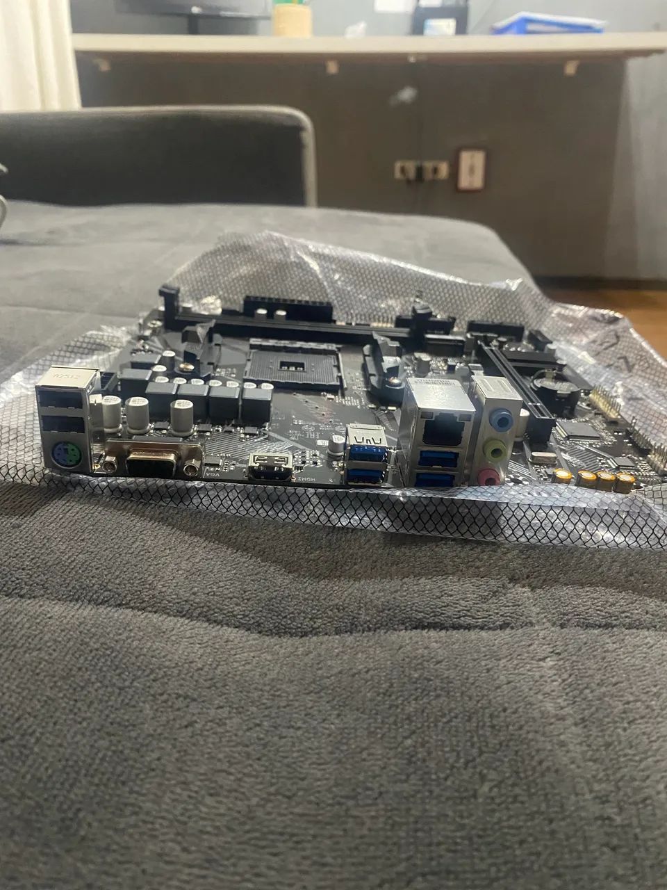Placa-mãe 520M K v2 - Foto 3