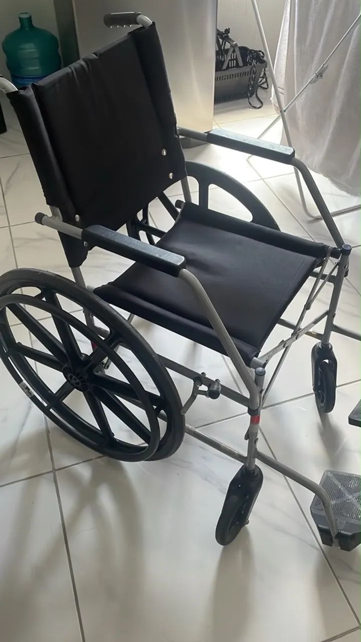 Cadeira de rodas  - Foto 2