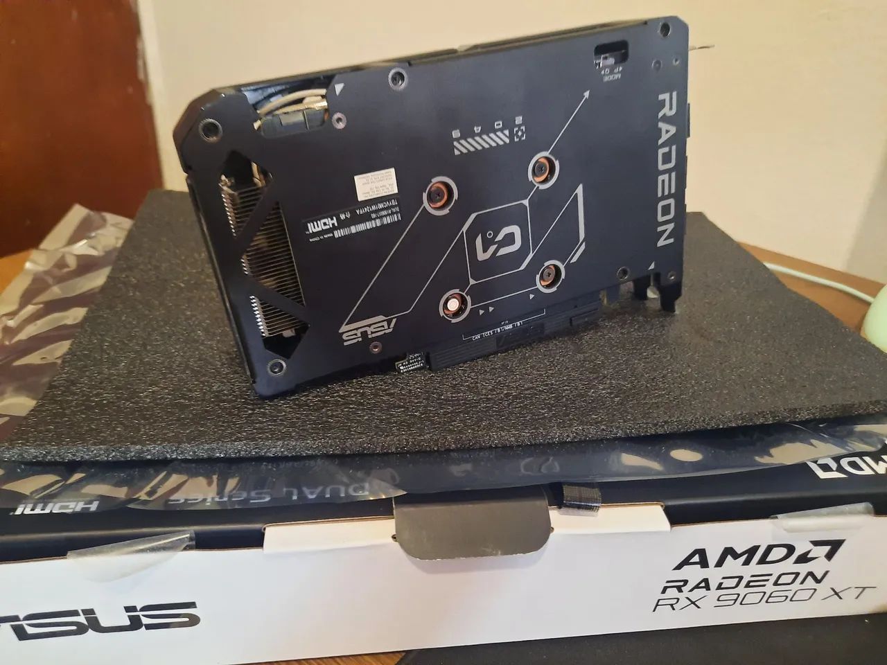 9060xt  - Foto 3