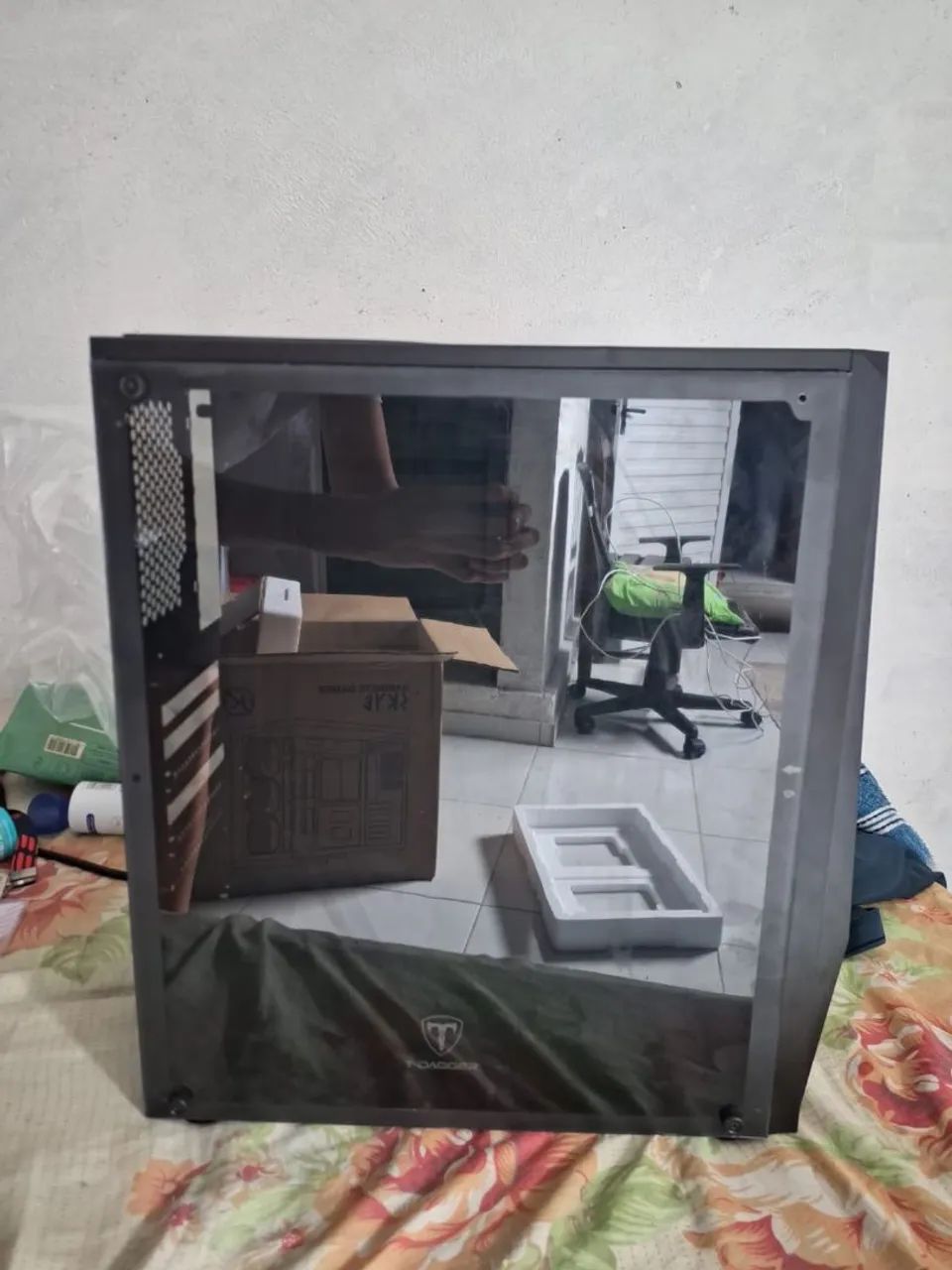 Gabinete gamer com RGB frontal - Foto 2