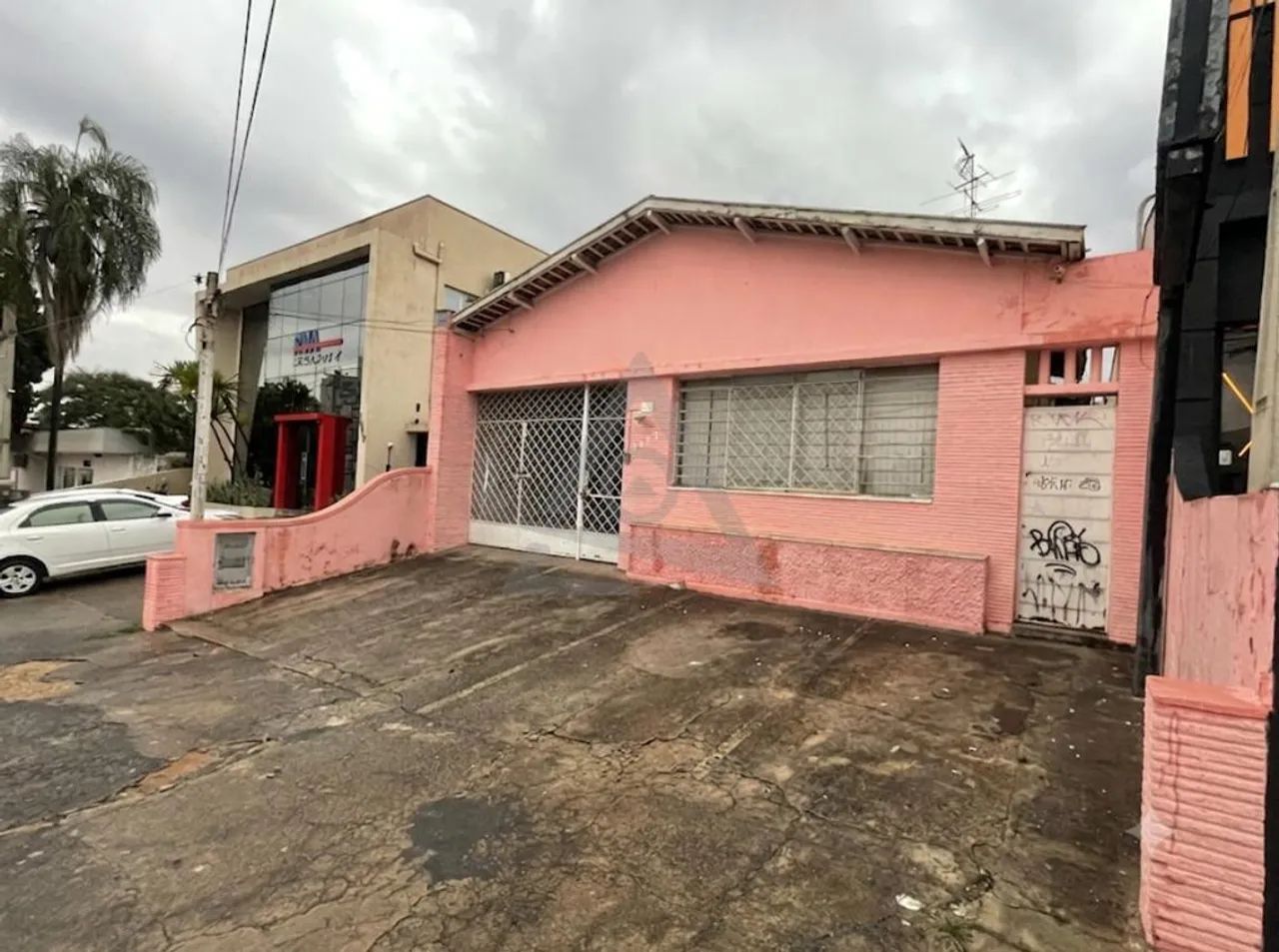 Casa para alugar em Campinas, Jardim Guanabara, com 3 quartos, com 186 m² - Foto 2