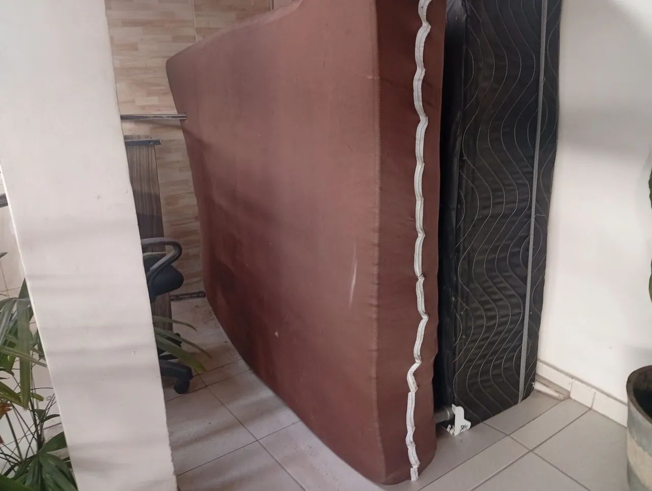 Cama box com colchão D100 