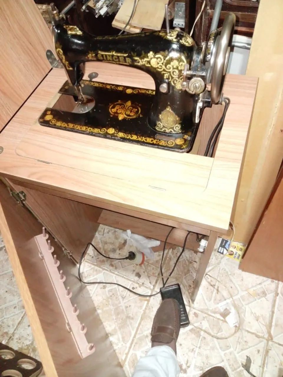 Máquina de costura Singer - Foto 3