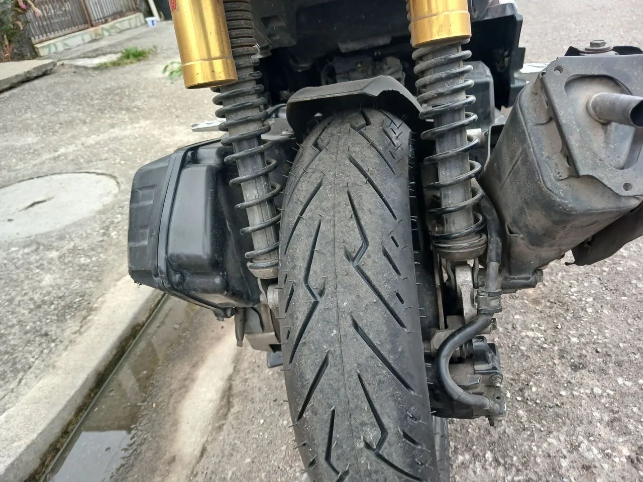 Adv 150 - Foto 2