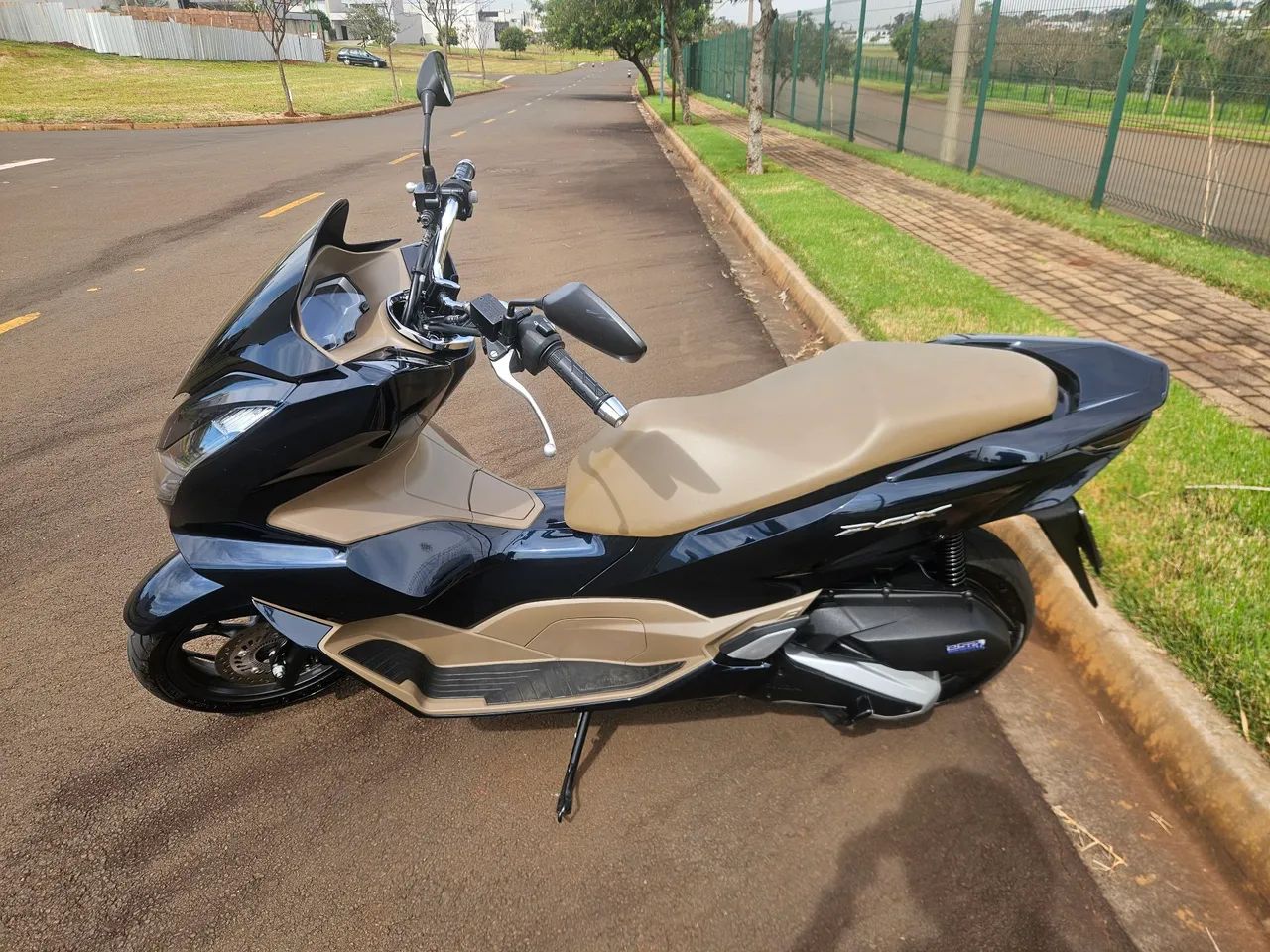 MOTO PCX 160 DLX  - Foto 3