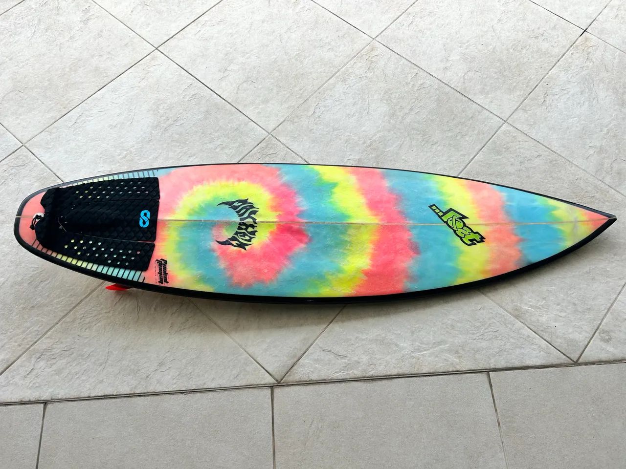 lost MAYHEM 5'10 中古希少design LOST サーフボード Prancha Surf Lost Mayhem 5?10 | 27.15L - Esportes Aquáticos