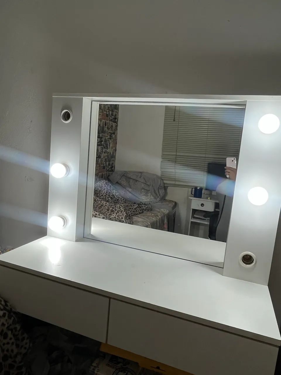 Dressing Table with Vanity Mirror65115992484355123