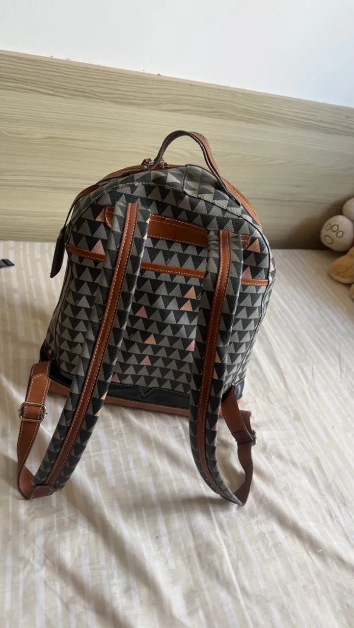 Mochila Schutz Triangle muito nova!!! - Foto 4