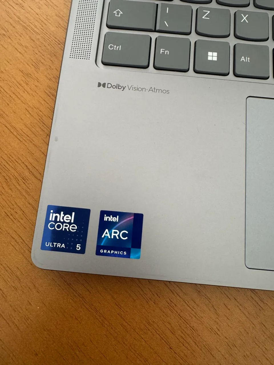 Lenovo Yoga Intel Core Ultra 5 (Praticamente Novo - Apenas 5 Dias