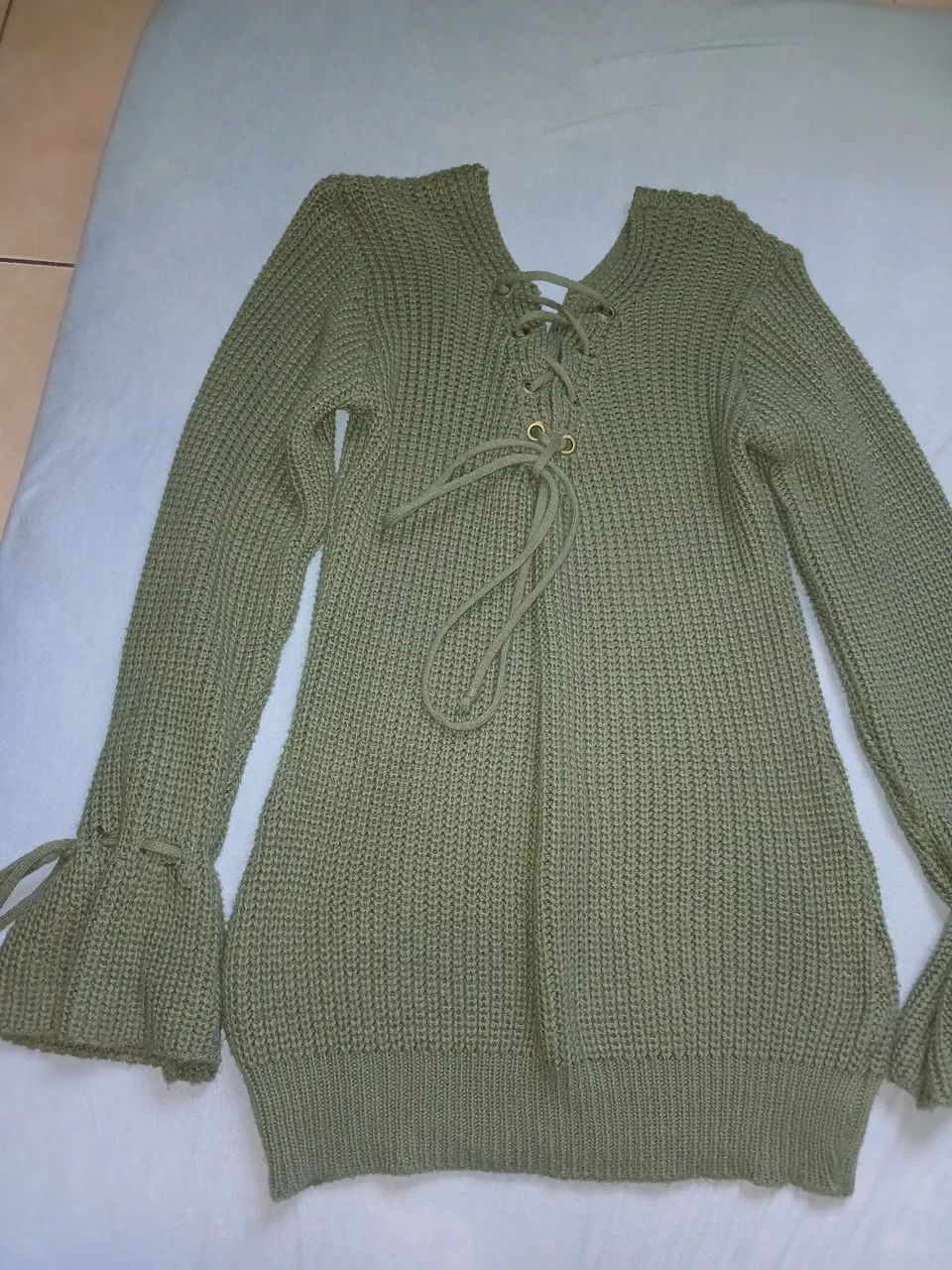 Blusa tricot verde militar usada. - Foto 2