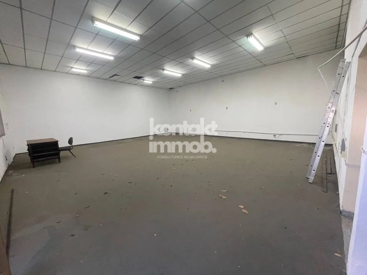 Loja para alugar 118m² em Jardim das Magnólias
