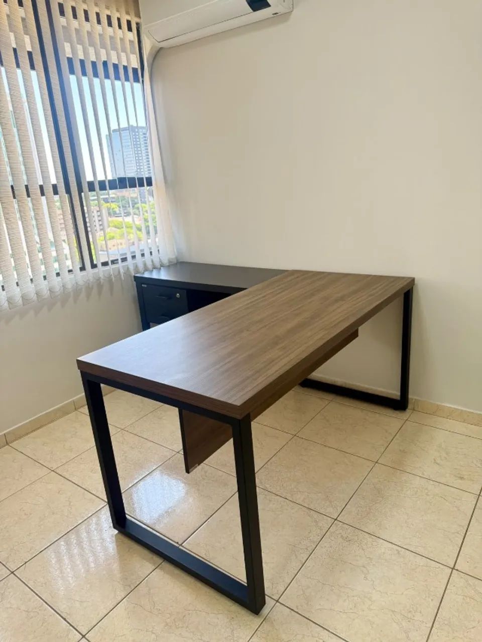 MESA DE ESCRITÓRIO - Foto 2