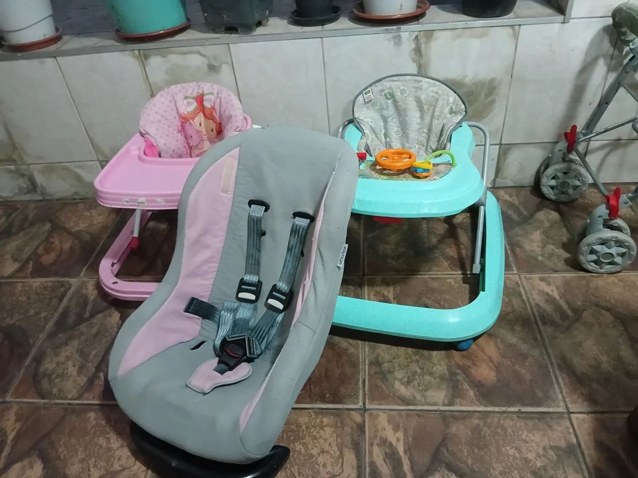 Kit bebê super conservado urgente  - Foto 2