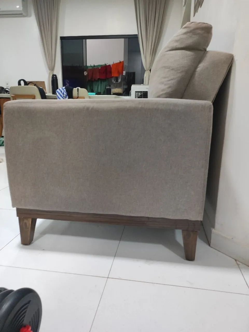 Sofá 3 lugares - Foto 2