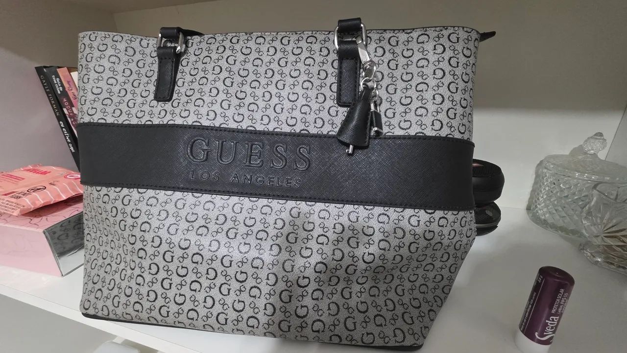 Bolsa Guess Original semi nova sem detalhes. - Foto 2