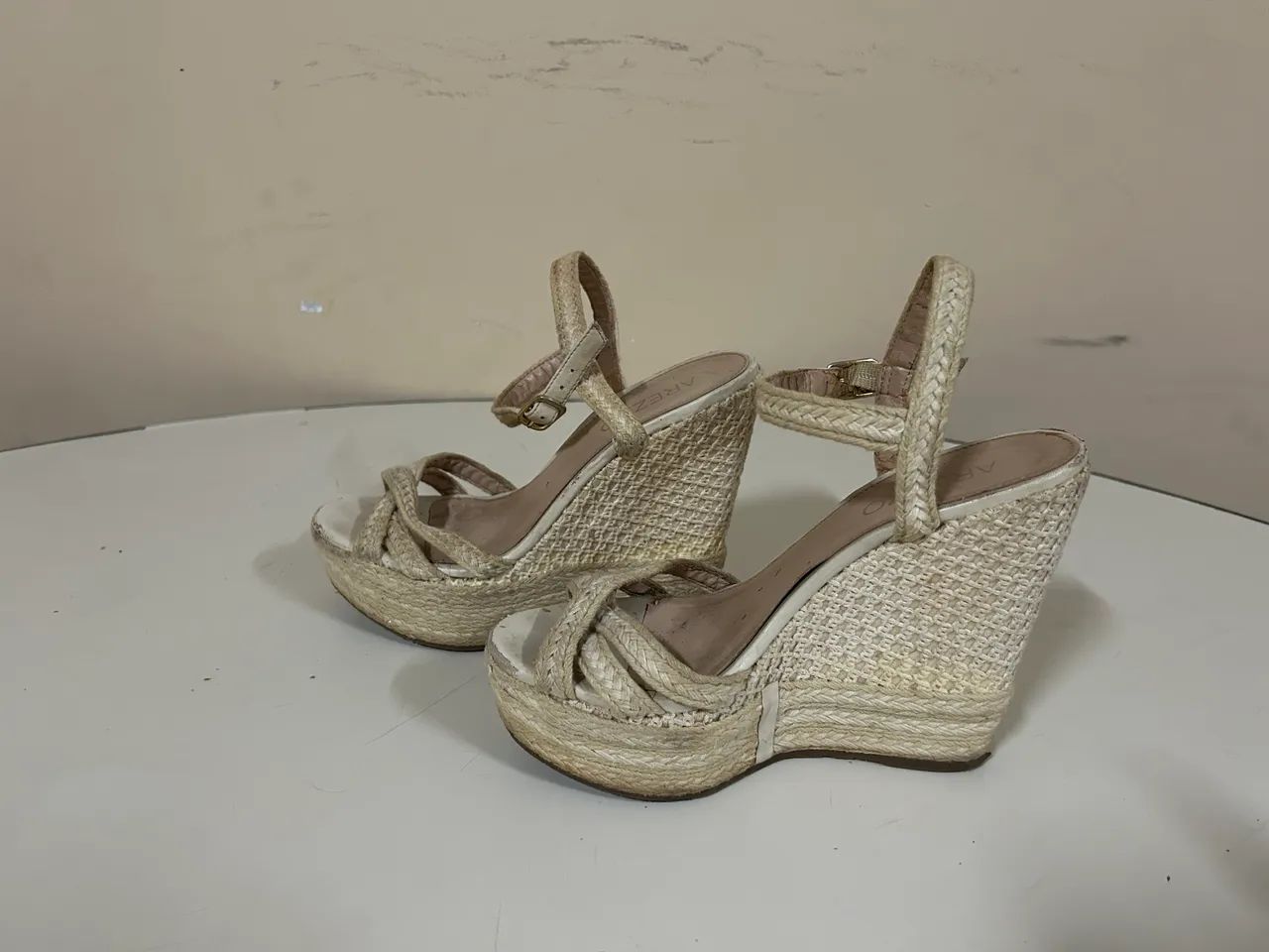 Vendo scarpin e anabela usados - Foto 2