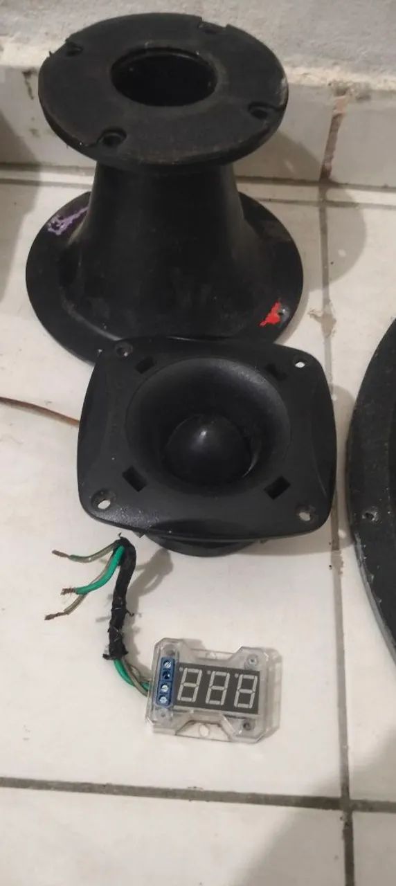 VENDO E TROCO PEÇAS DE SOM