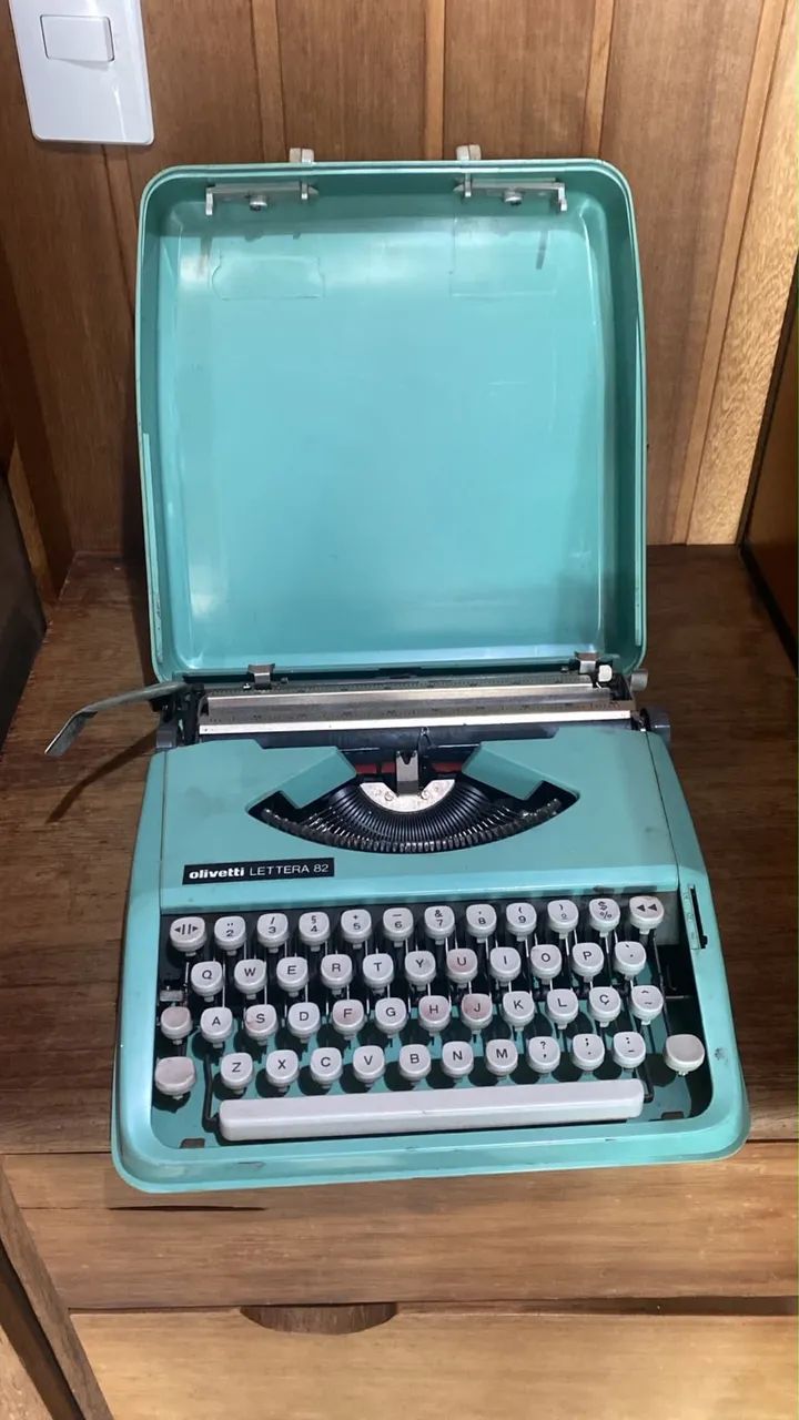 Máquina de escrever Olivetti Lettera 82 - Foto 3