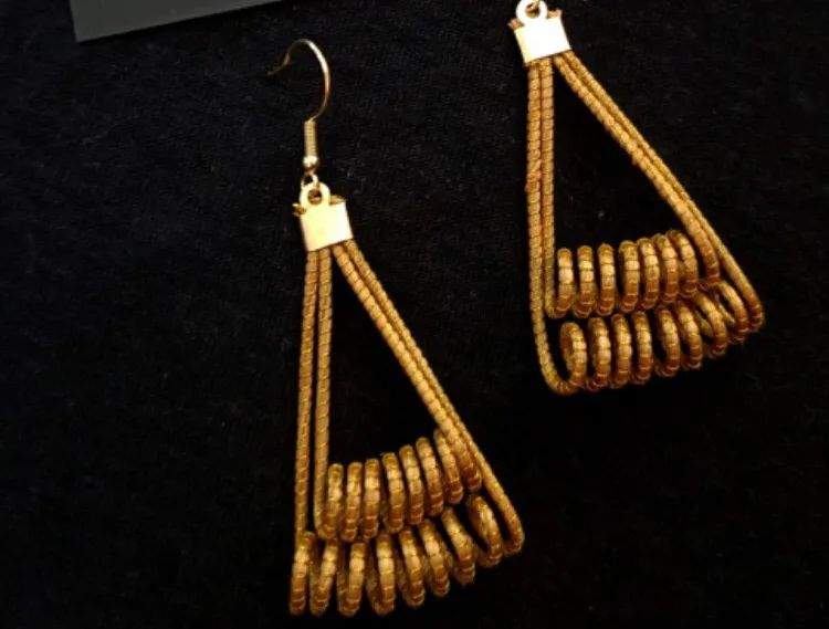 Peças de capim dourado
