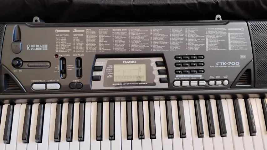 Teclado eletrônico Casio CTK-700 - Foto 2