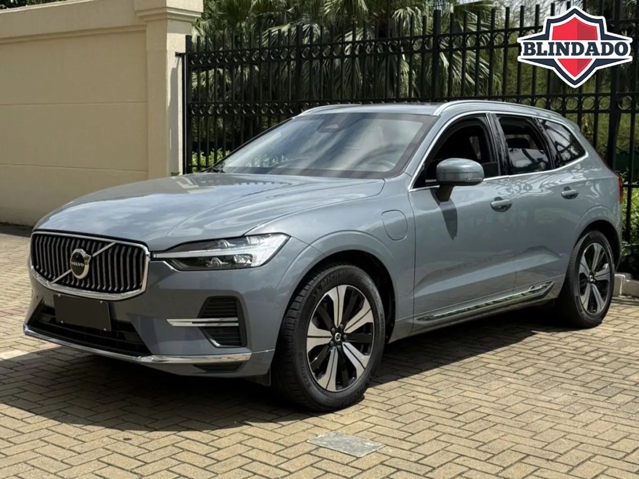 Volvo Xc60 XC 60 T-8 Plus 2.0 AWD (Híbrido) 2023