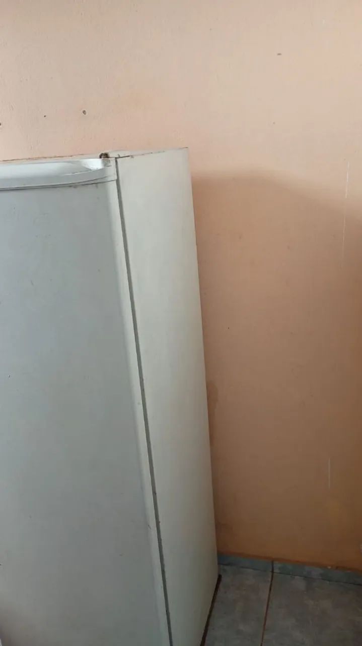 Geladeira com defeito  - Foto 2