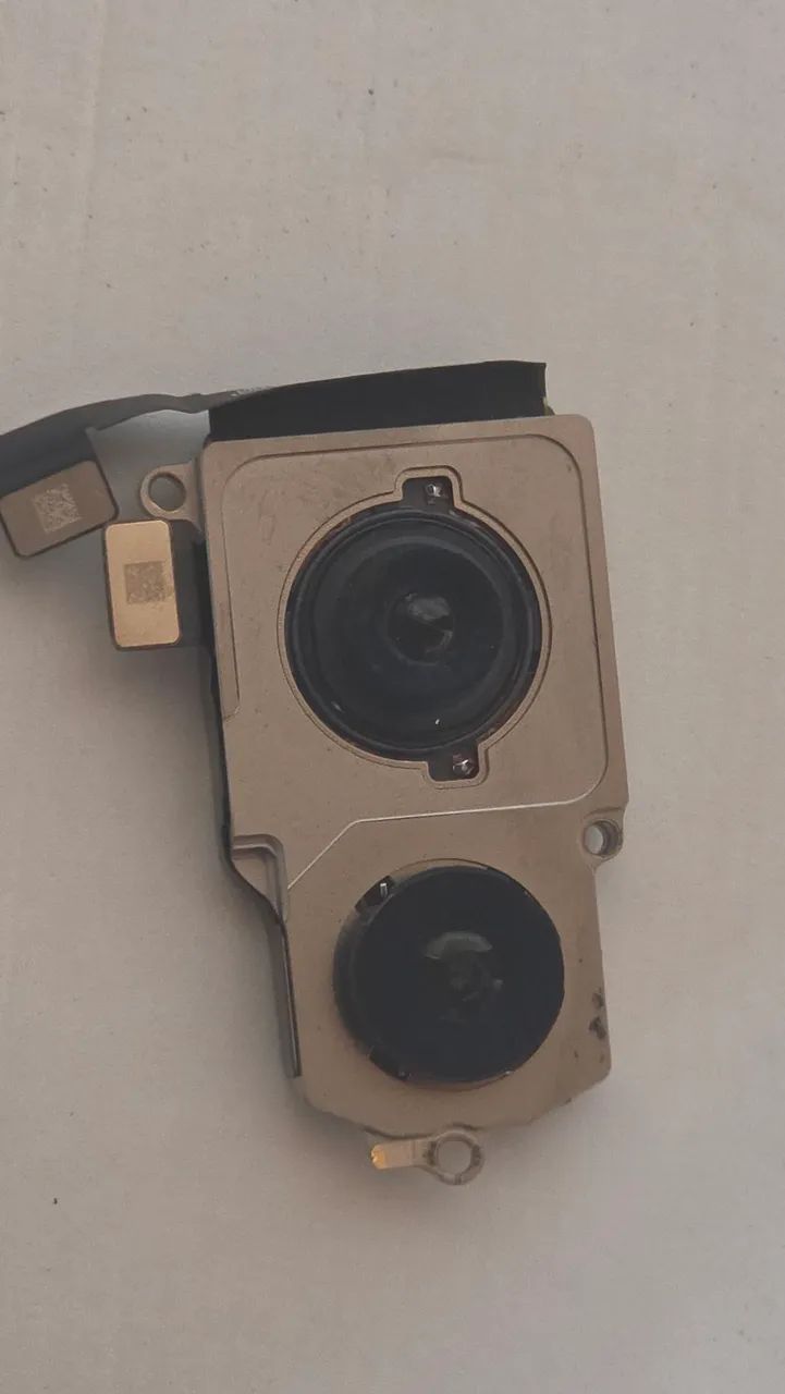 Câmera traseira Iphone 16 ORIGINAL RETIRADA