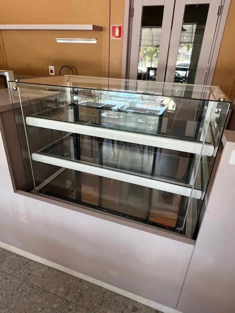 Móvel com vitrines refrigeradas  - Foto 3