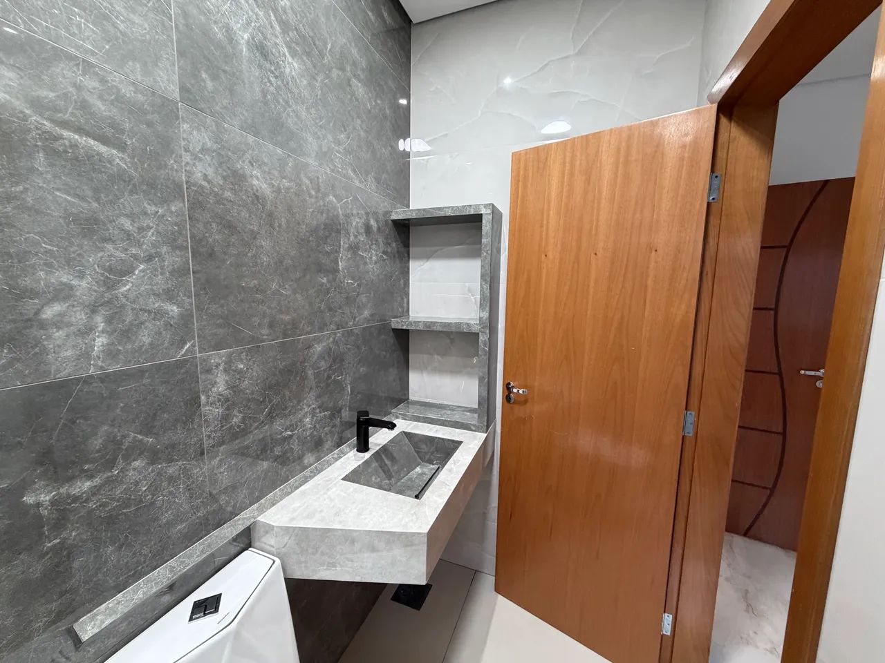 Casa térrea nova com piscina - Foto 2