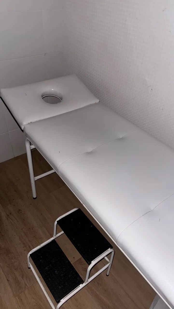 vende-se maca com escada - Foto 2
