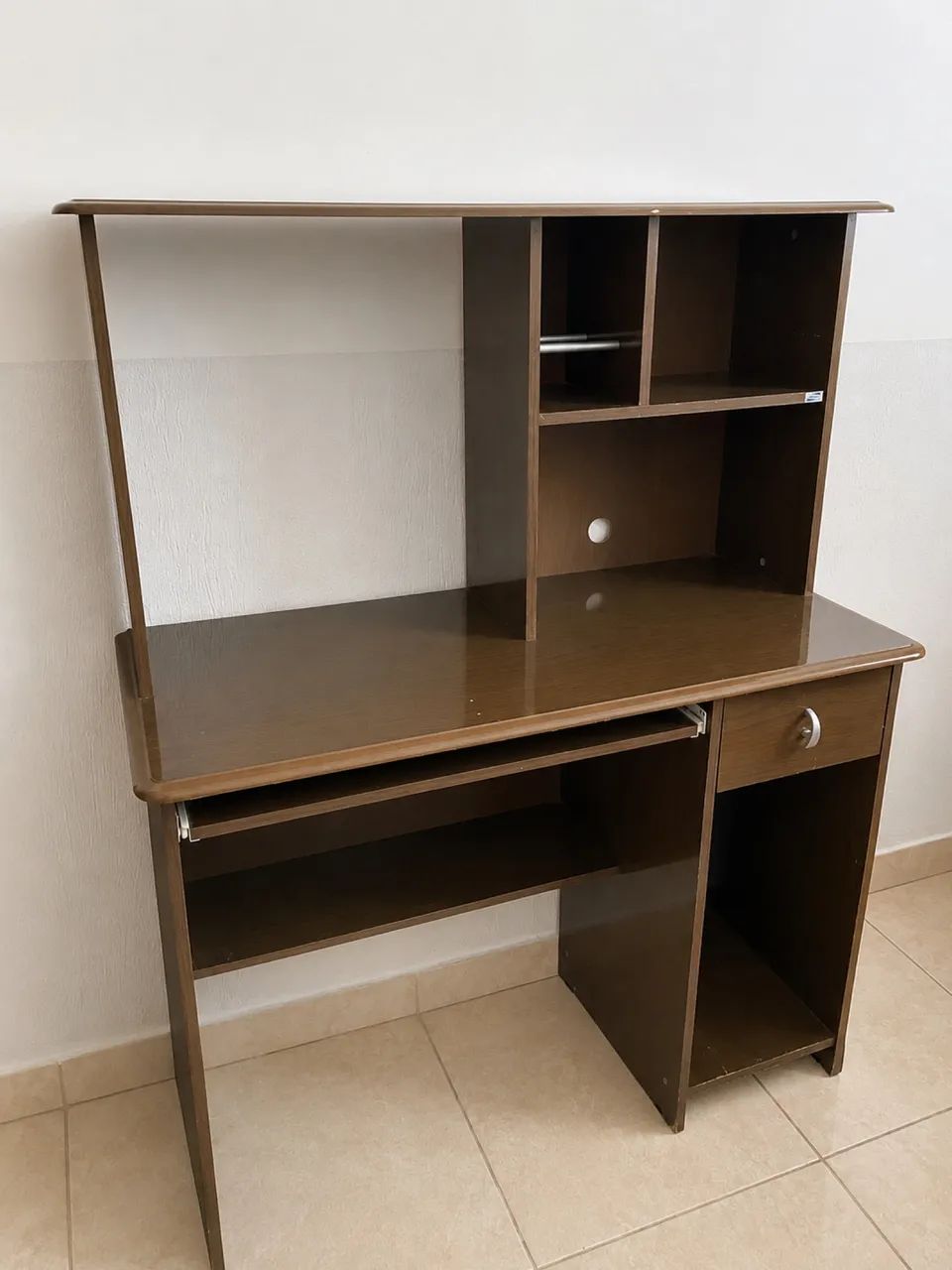 Mesa para computador com estante  - Foto 3