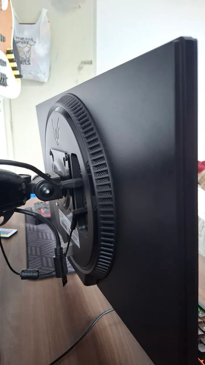 Monitor Gamer LG UltraGear 24 Polegadas 180Hz - Foto 2