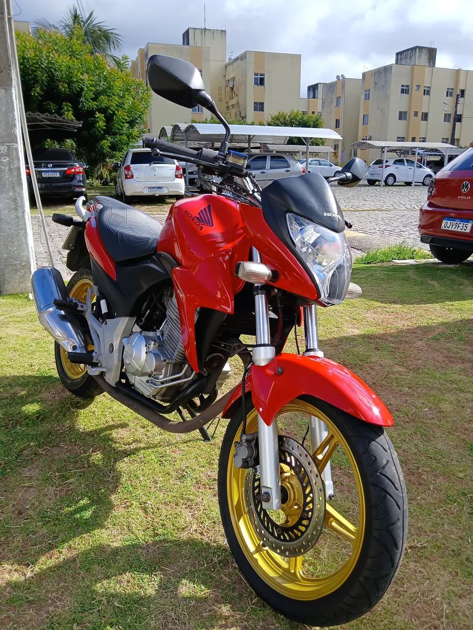 CB 300R 