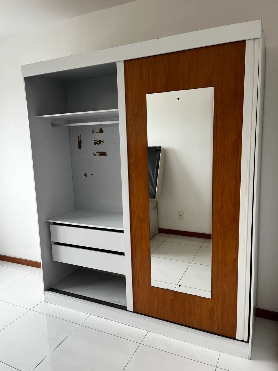 Guarda-roupa / Roupeiro ? Bom estado - Foto 3
