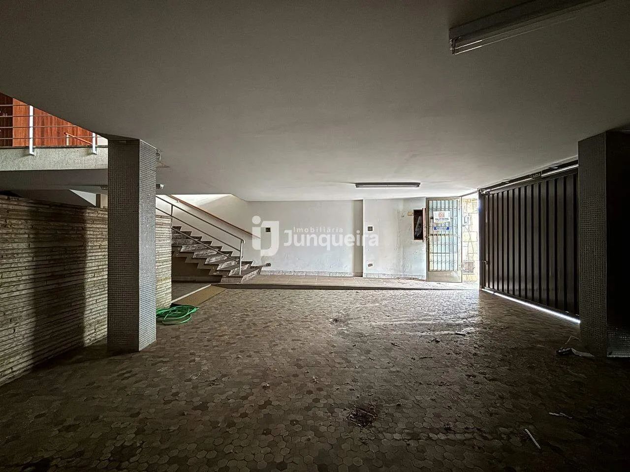 Casa à venda, 4 quartos, 1 suíte, 2 vagas, Centro - Piracicaba/SP - Foto 2