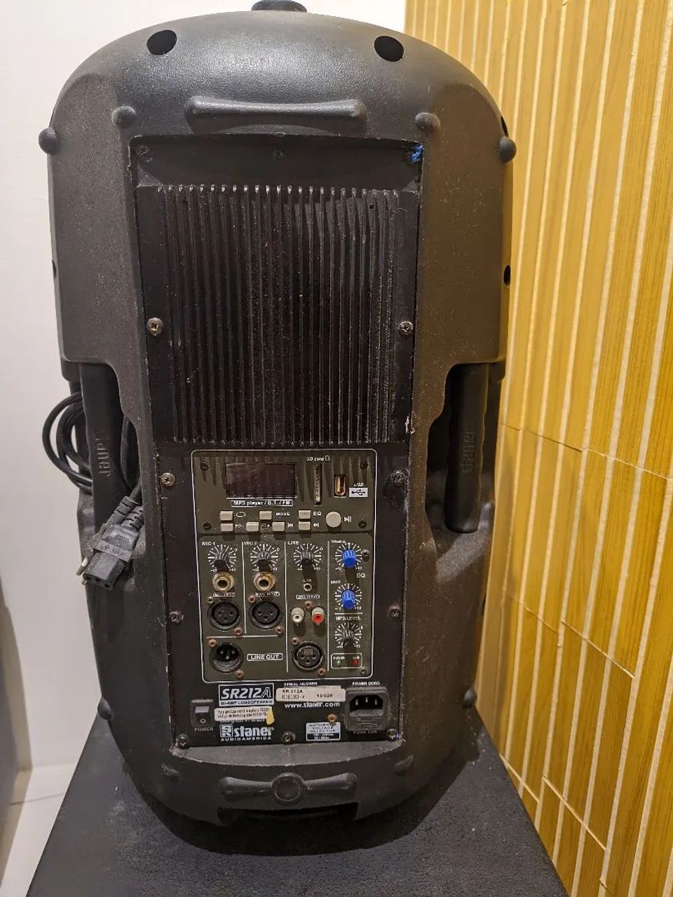 Caixa ativa staner sr212a 200w (somente venda) - Foto 2