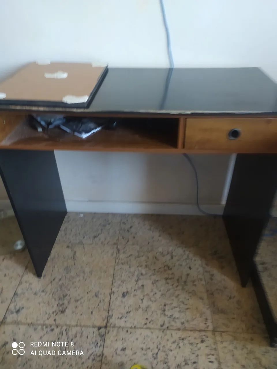 Escrivaninha para computador ou Pc e Notebook 