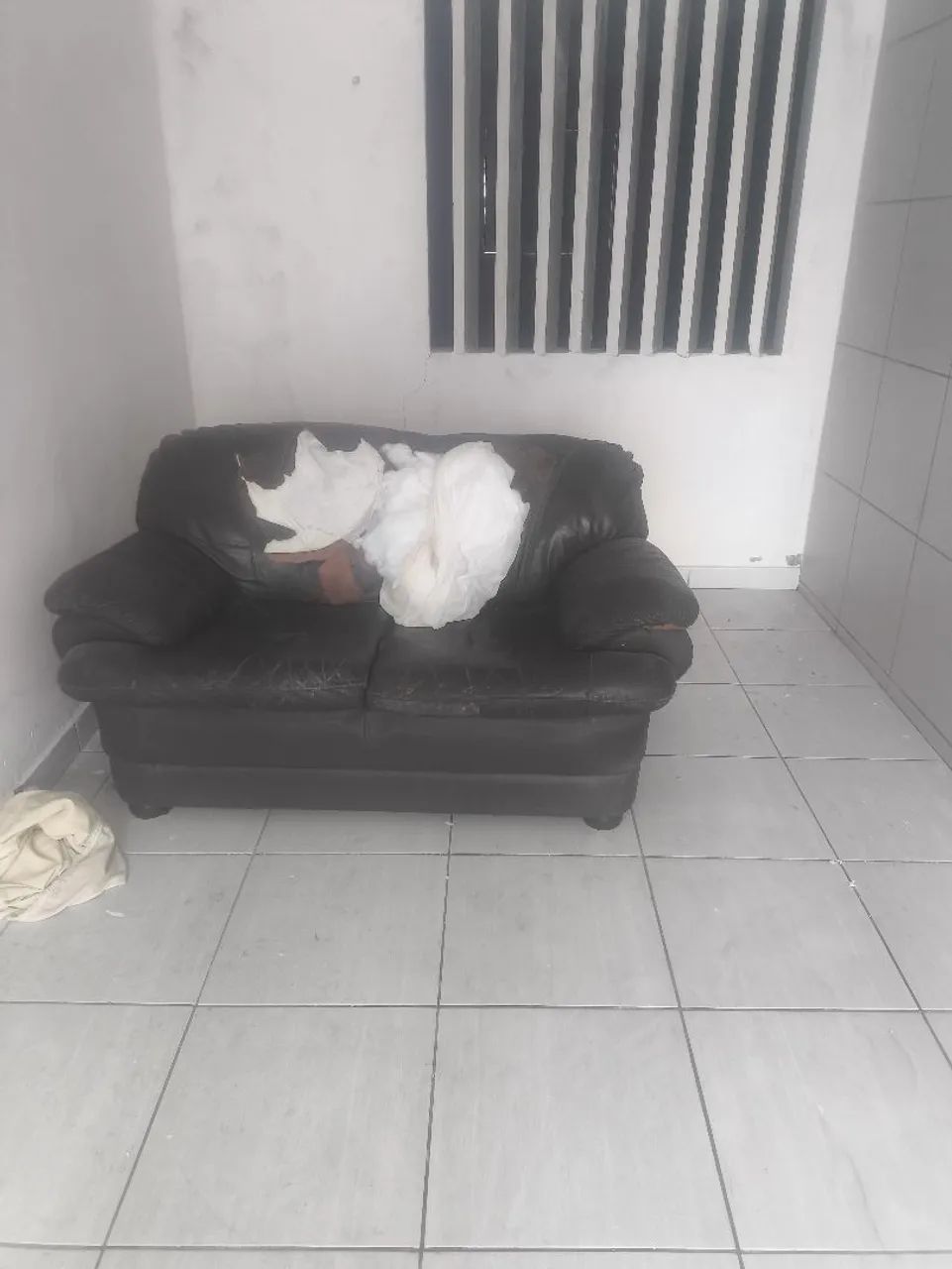 Móveis usados para doação 