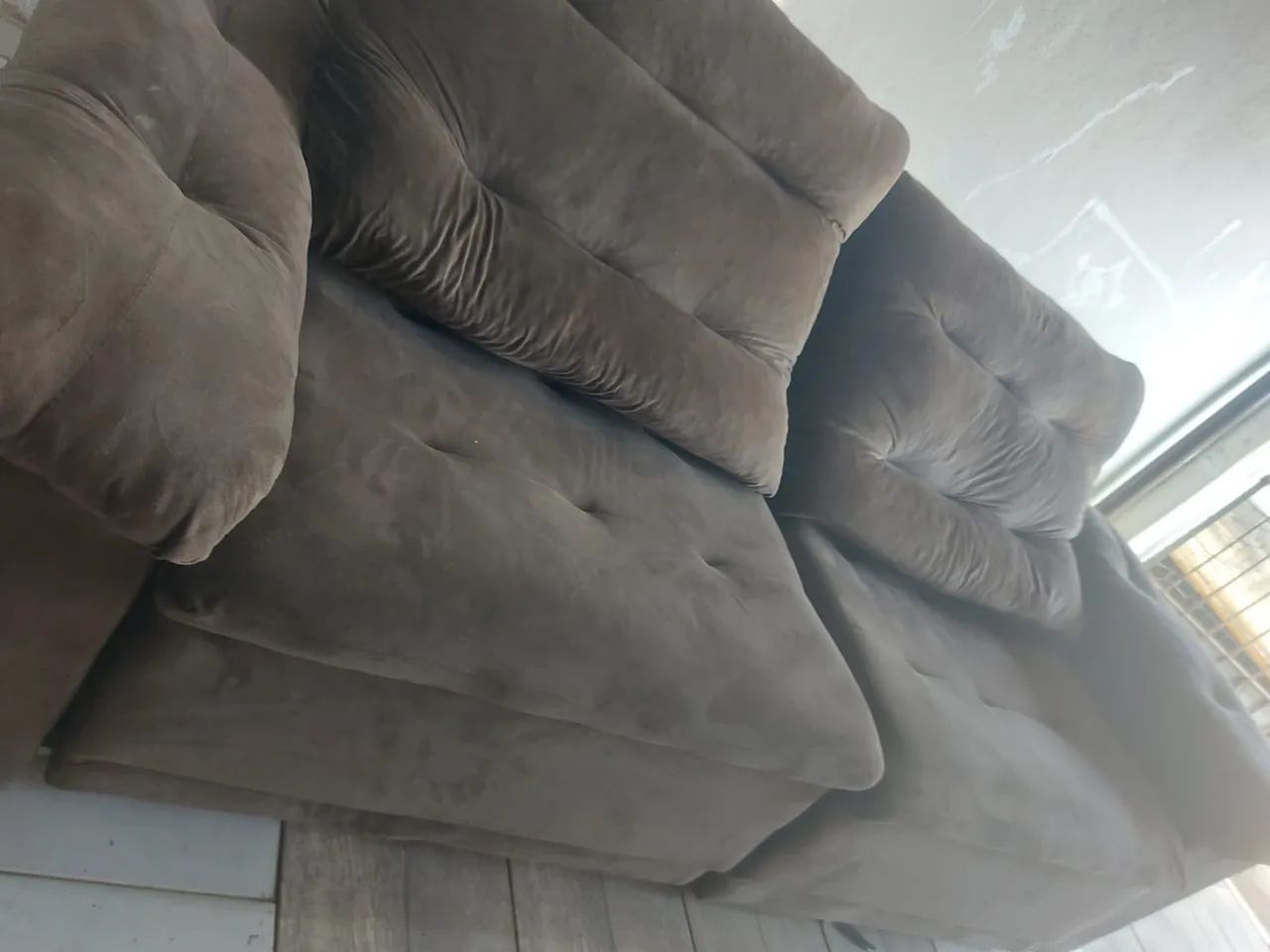 Sofa Retratil reclinável semi novo 