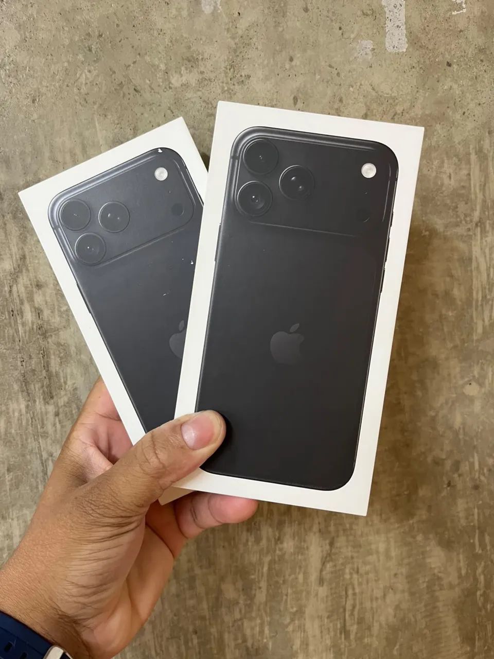 IPHONE 18 PRO MAX 256GB LACRADO - Foto 2