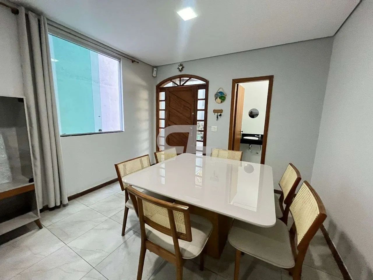 Casa geminada, 3 quartos, 1 suite, 2 vagas