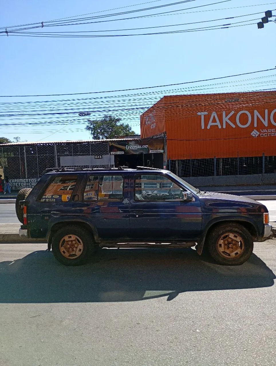 Nissan Pathfinder SE 4X4 3.0 12V Aut./mec. 1993