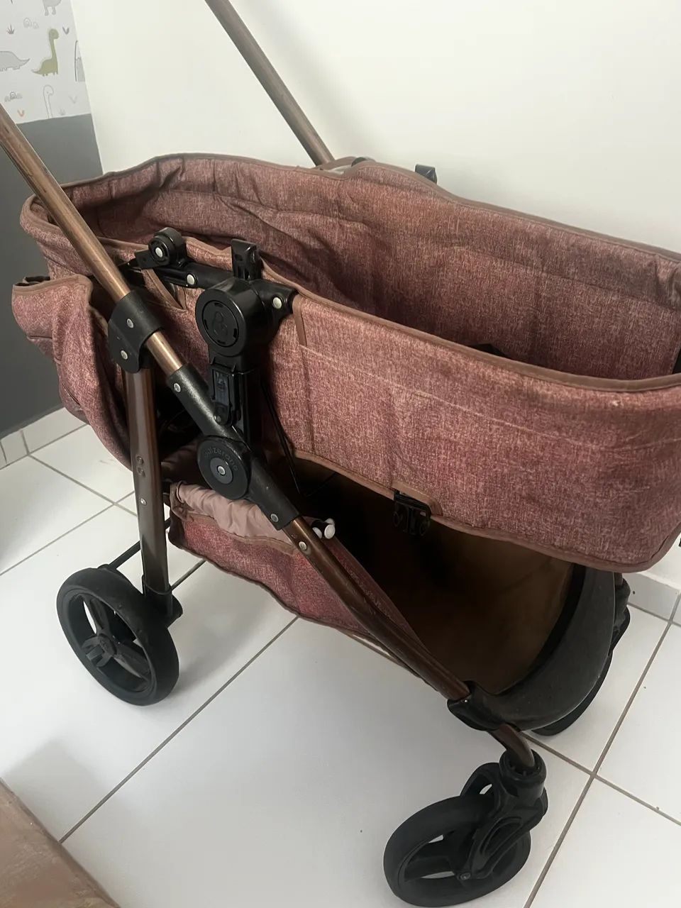 Carrinho de bebê Galzareno - Foto 4