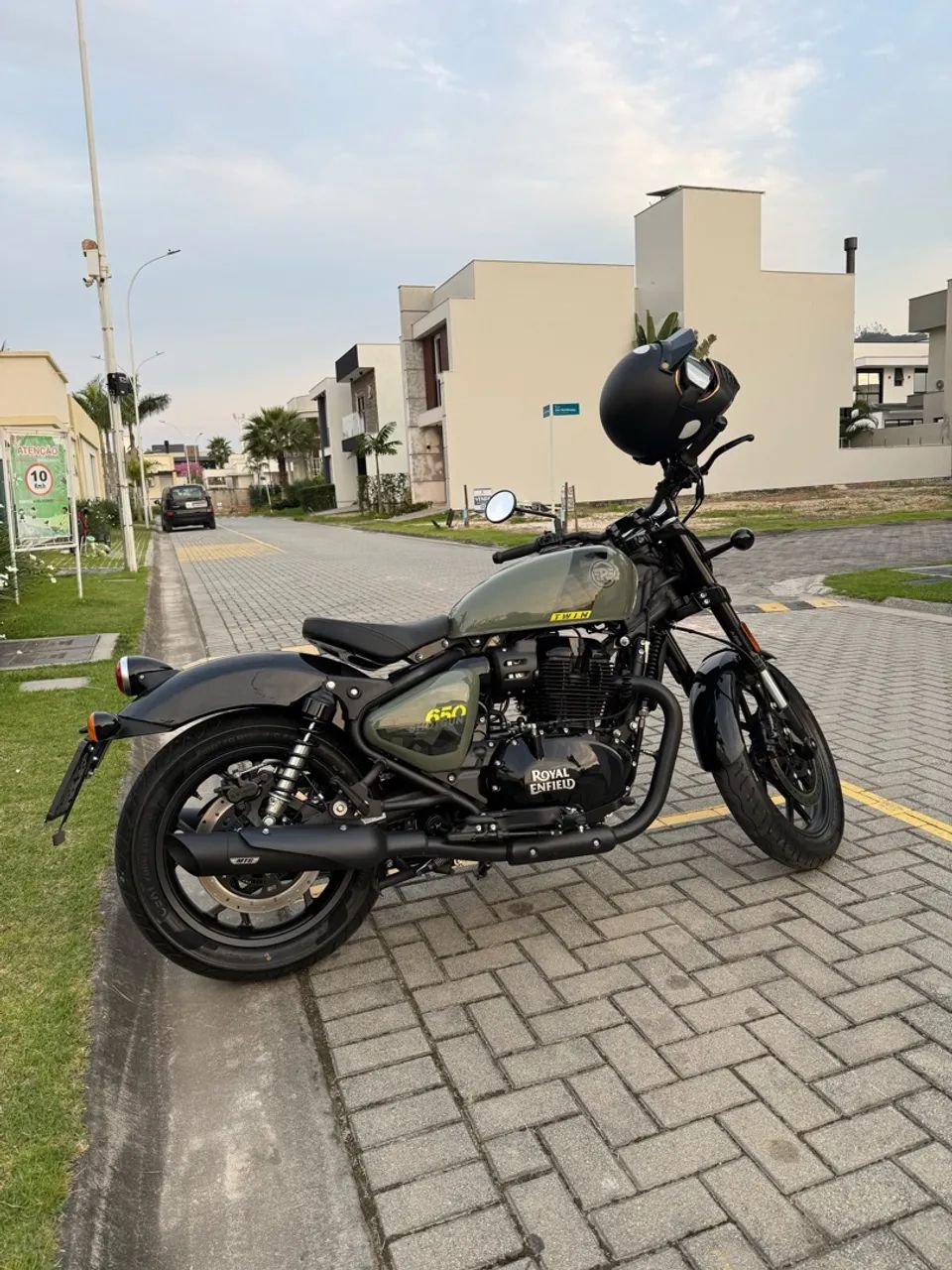 ? ROYAL ENFIELD SHOTGUN 650 - PRATICAMENTE ZERO! - Foto 4