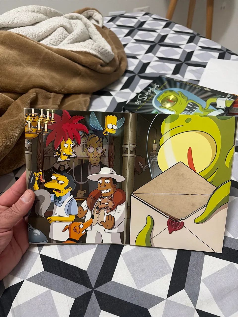 Box DVD edição de colecionador The Simpsons 14ª temporada, completa e em ótimo estado  - Foto 4