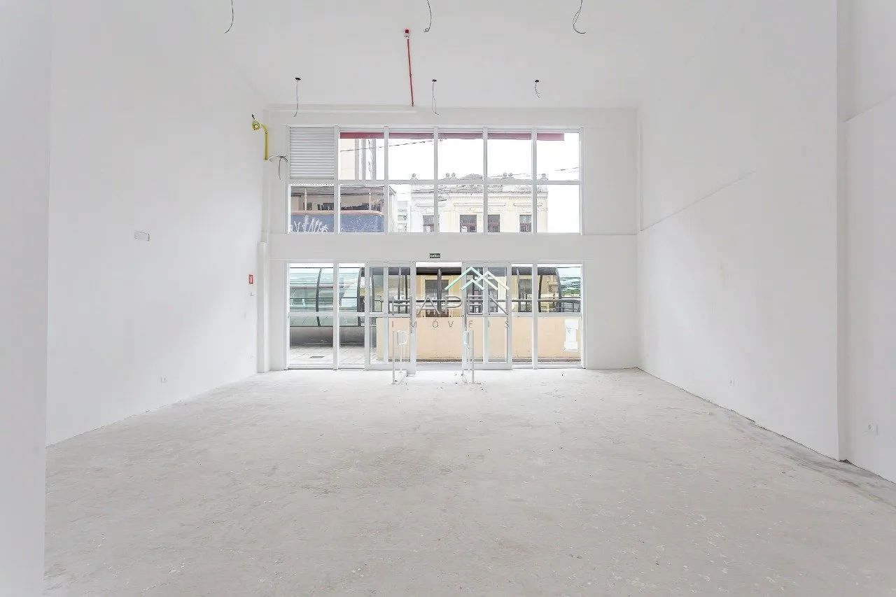 Sala para locação no centro de Curitiba